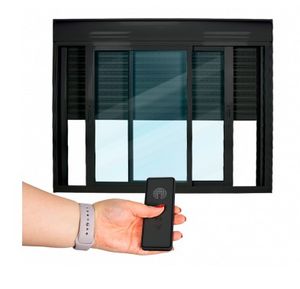 Janela 2 Folhas Integrada Com Controle Remoto Black 120X120 Crv 996553